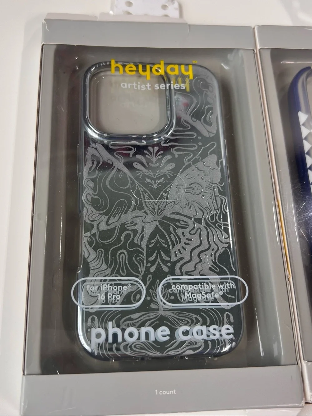 Bundle of 2 NWT heyday iPhone 16 Pro Cases MagSafe Butterfly Checkered